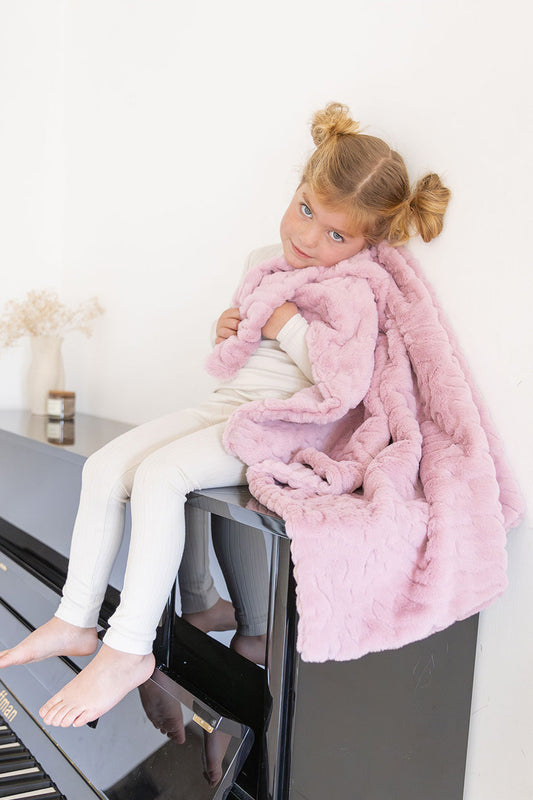 Ultra-Soft Solid Pink Fur Blanket